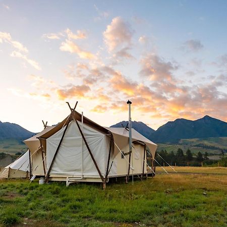 Under Canvas North Yellowstone - Paradise Valley Лівінгстон Екстер'єр фото
