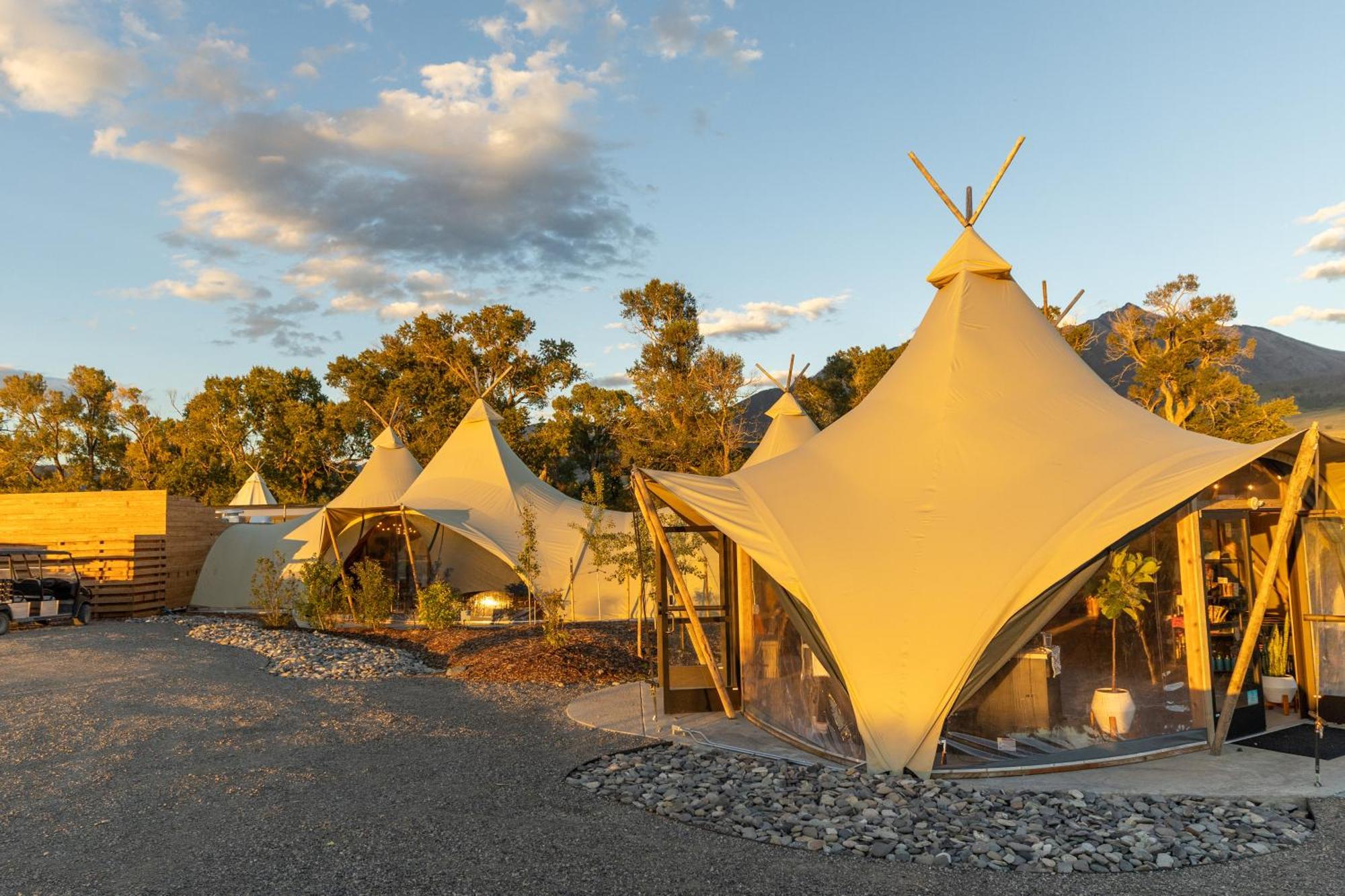 Under Canvas North Yellowstone - Paradise Valley Лівінгстон Екстер'єр фото